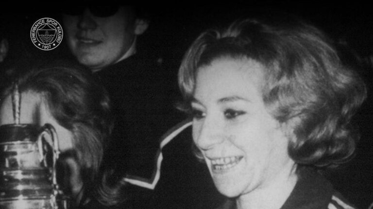 İlk kadın voleybol kaptanı öldü