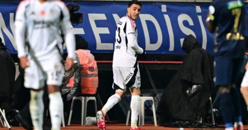 Buluşmaya devam edemedi: Besiktas Flaş Yaralanma Bildirgesi! – Son Dakika Spor Haberleri