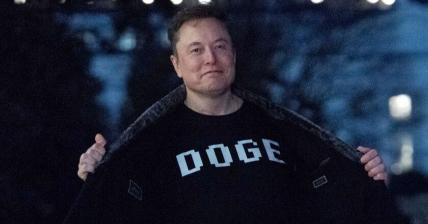Tesla Elon Musk Başkanı, Trump yönetiminden ayrıldığını açıkladı.