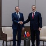 Bakan Fidan telefonda Rus muadili Lavrov ile tanıştı!