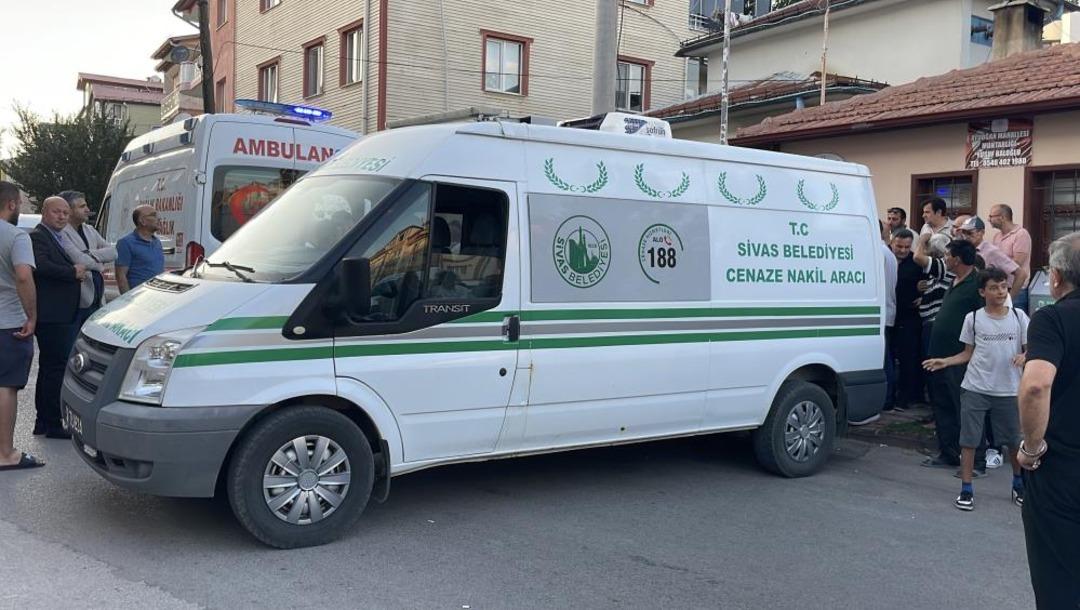 Mahalle başı Mukhtar 2 binasında ölü bulundu