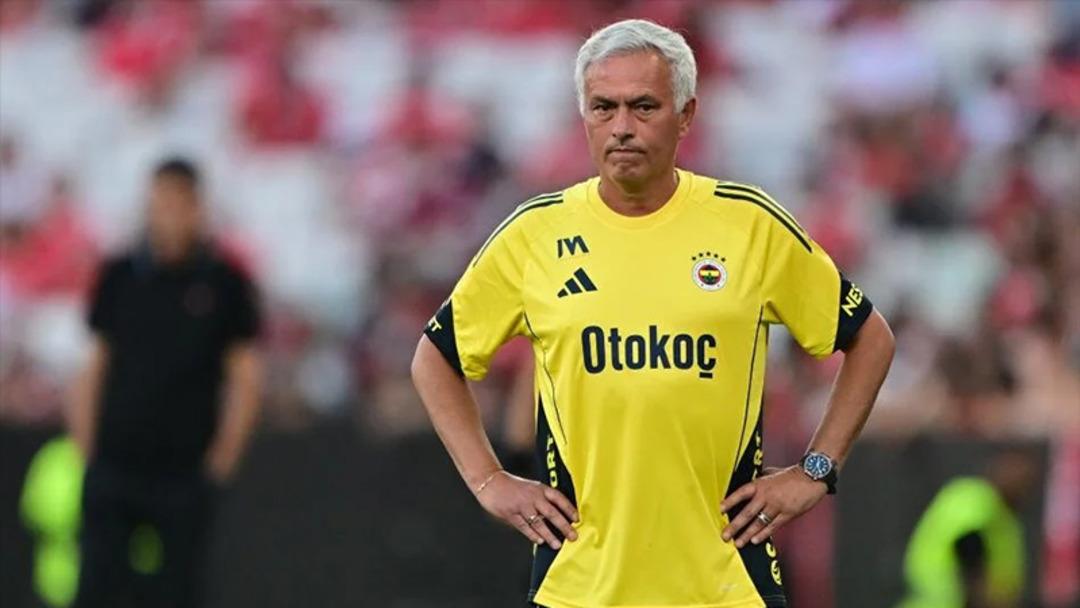 Mourinho Flash Hareketi ... Benfica oyunda yapacağını yaptı! Hayranlar Sosyal Medya 2'de tepki gösterdi 2