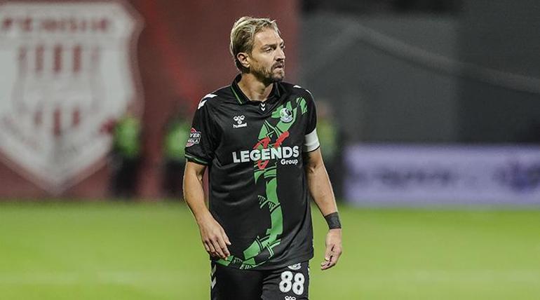 Canta Erkin ve Burak Altıparak'ın Sakaryaspor'dan Karar