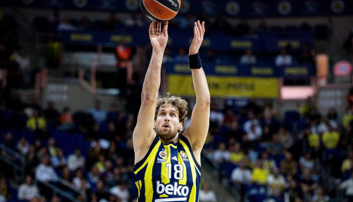 F.Bahçe'de kabus sona erdi! 3 maç sonunda galibiyet